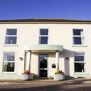 *** Guest house Fair Oak House Airport United Kingdom